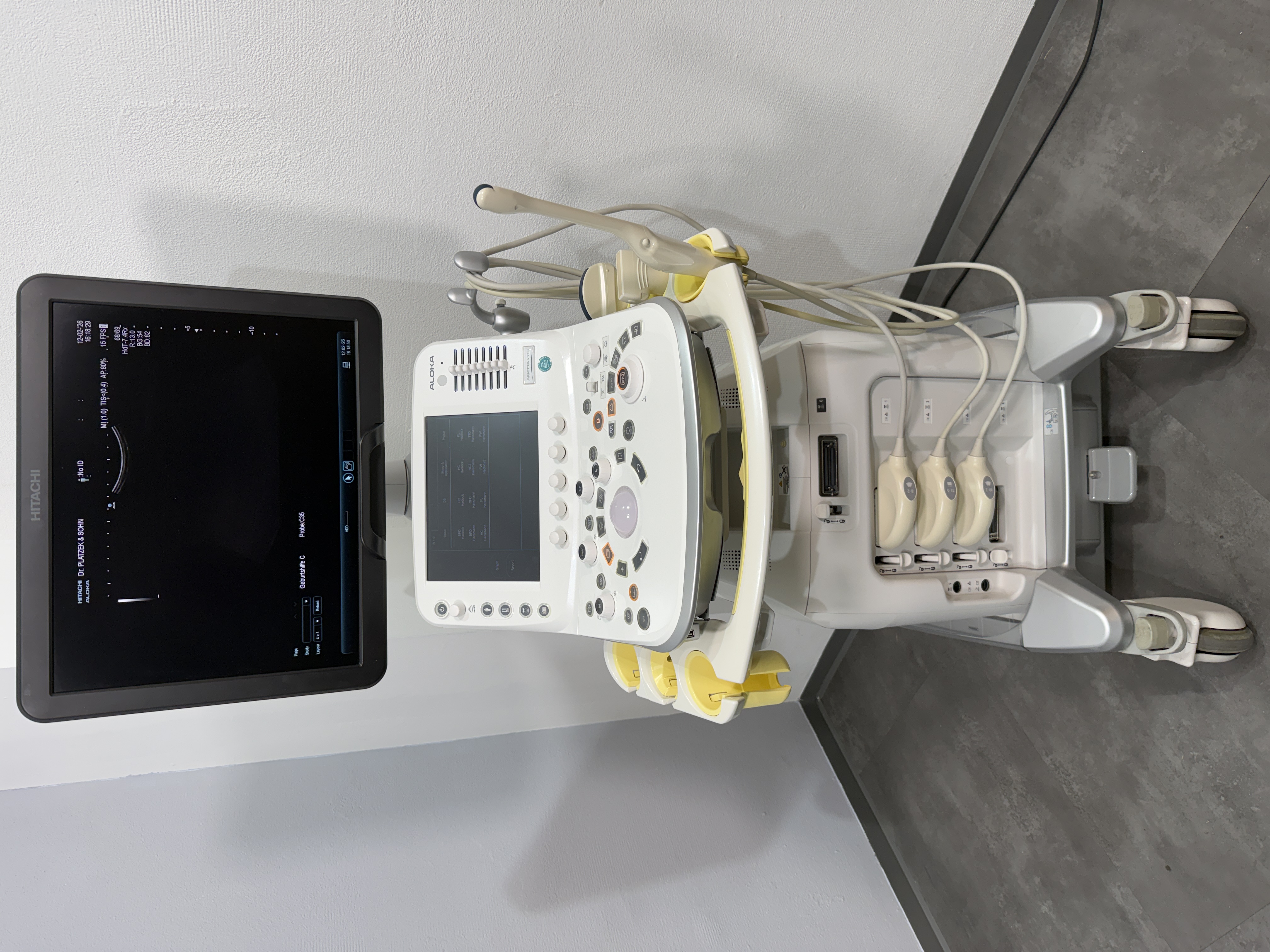 Hitachi Canon Arietta V70 Ultraschallgerät Gynäkologie
